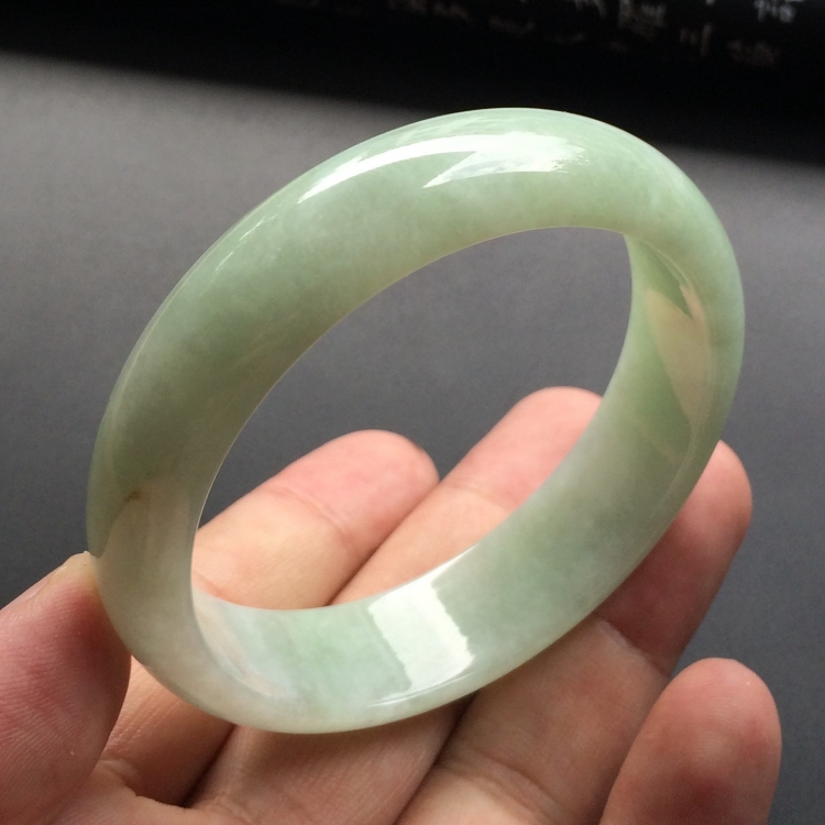 （超值推荐）糯冰种晴水手镯（57mm）