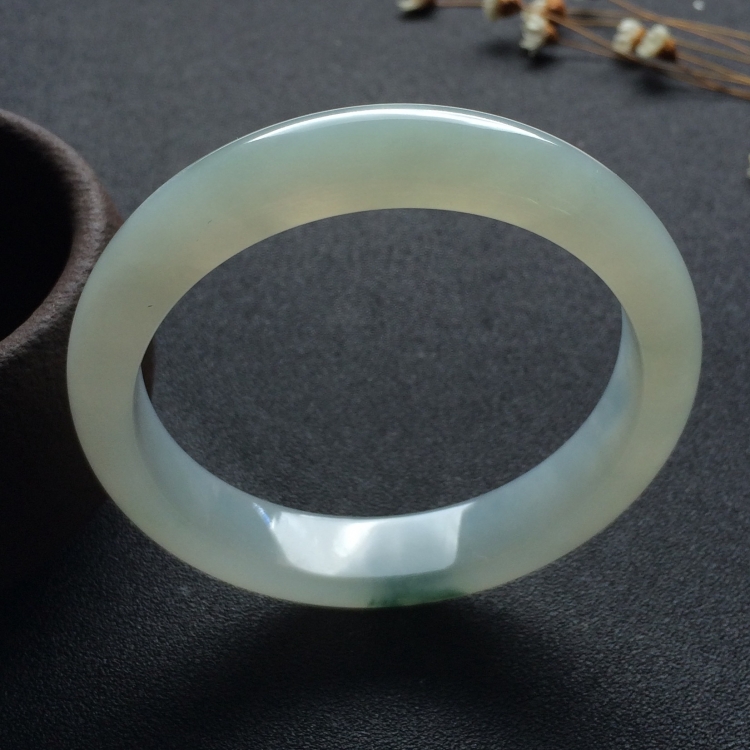 （超值推荐）糯冰种飘花手镯（57.5mm）
