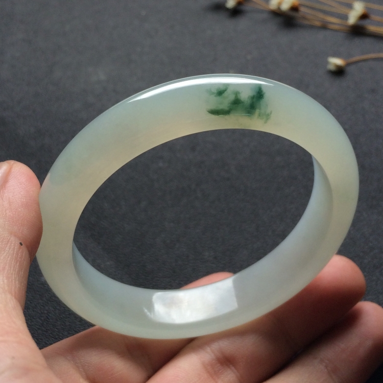 （超值推荐）糯冰种飘花手镯（57.5mm）