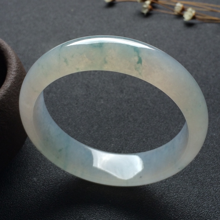 （超值推荐）冰种飘花手镯（56.7mm）