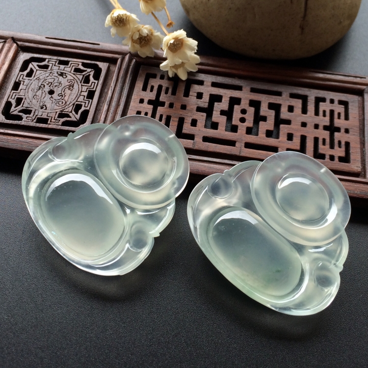(超值推荐)冰种淡晴水/略飘花玉佛挂件一对走