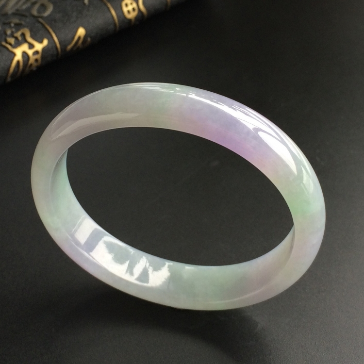 (超值推荐)糯冰种晴水紫罗兰贵妃镯(54.6mm-47.6mm)