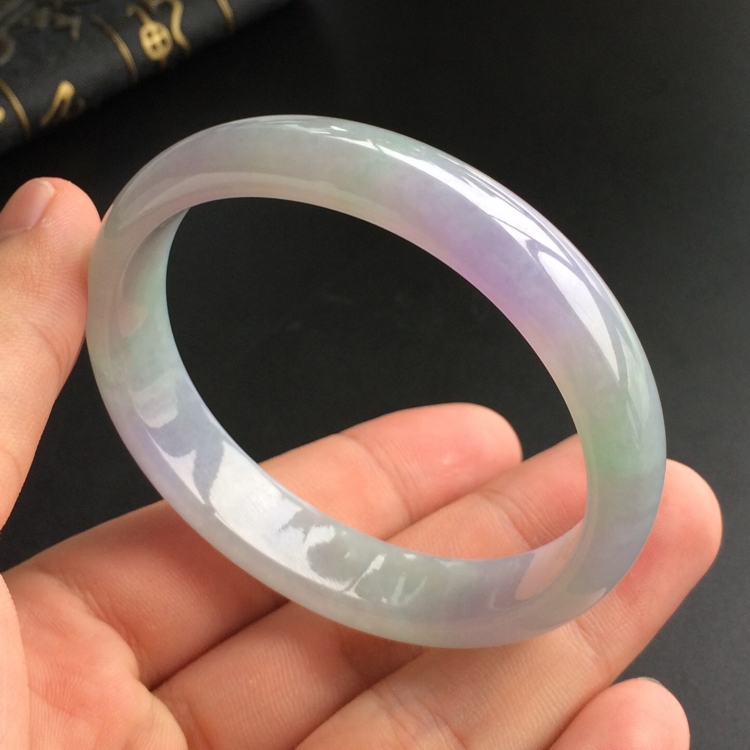 (超值推荐)糯冰种晴水紫罗兰贵妃镯(54.6mm-47.6mm)