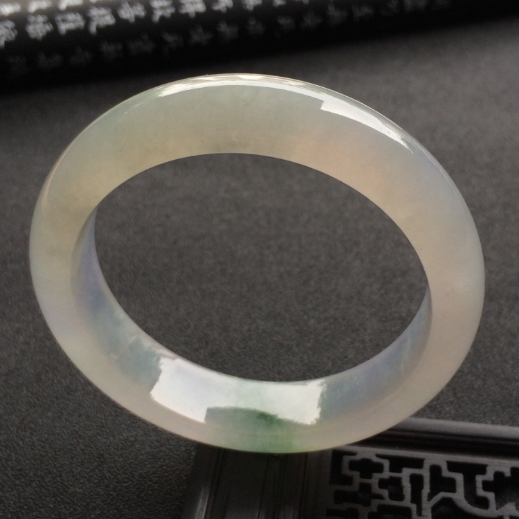 （超值推荐）冰种飘花手镯（56.9mm）