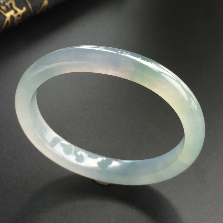(超值推荐)冰种飘花贵妃镯(54.5mm-46.7mm)