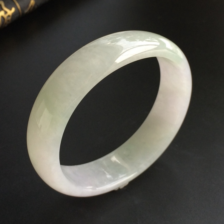 (超值推荐)糯冰种淡紫罗兰略飘花贵妃镯(56.2mm-48.8mm)
