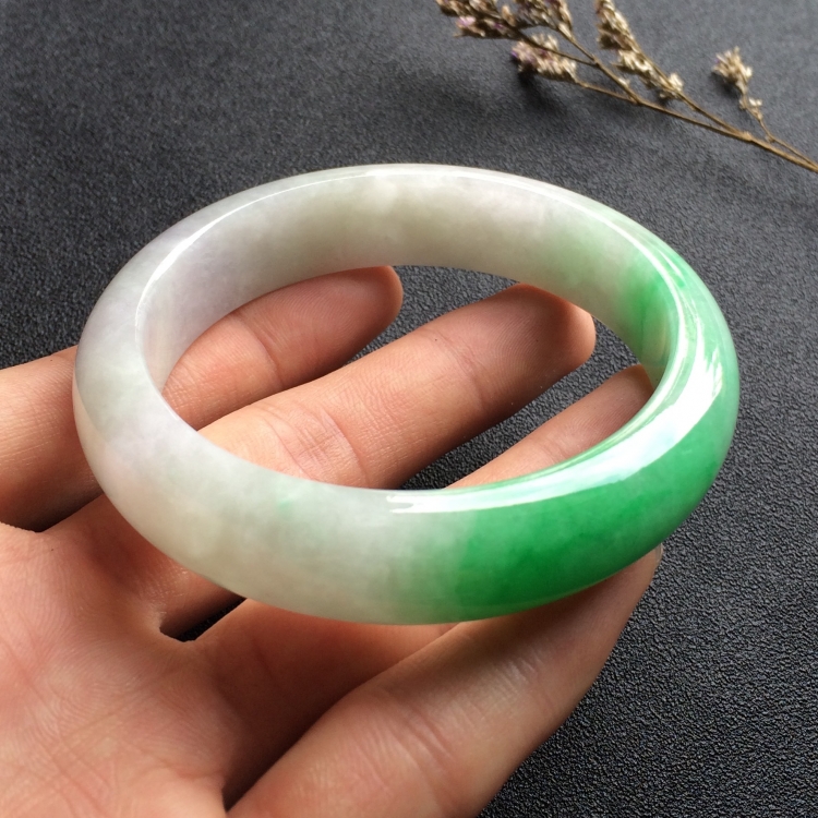 （超值推荐）糯冰种飘翠手镯（57.5mm）