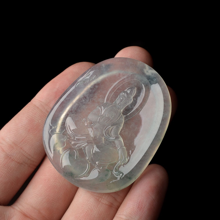 （超值推荐）冰种略飘花自在观音挂件