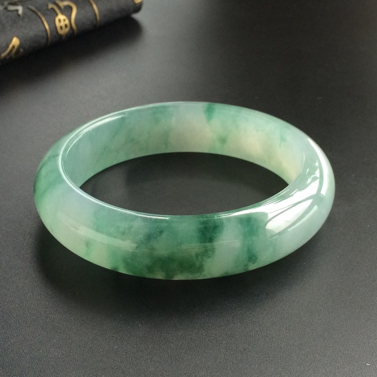 (超值推荐)糯冰种飘花手镯(57.7mm)