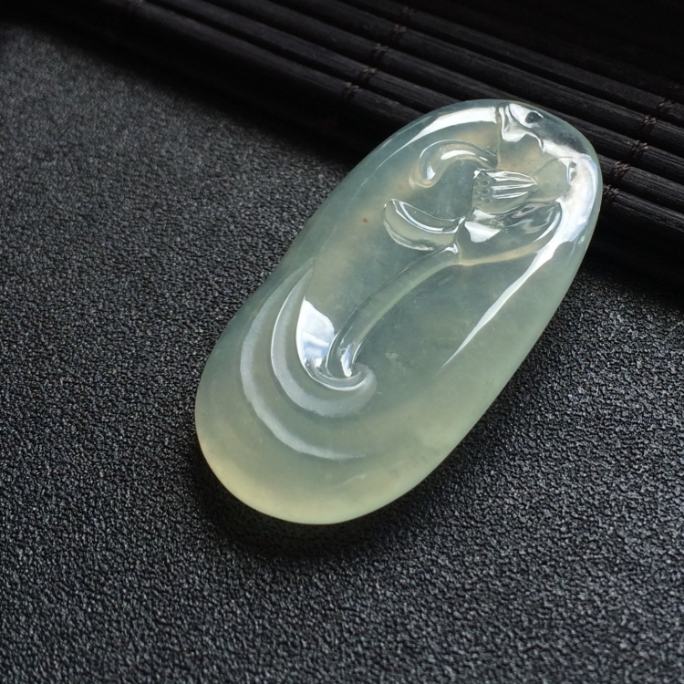 （超值推荐）冰种晴水清莲挂件