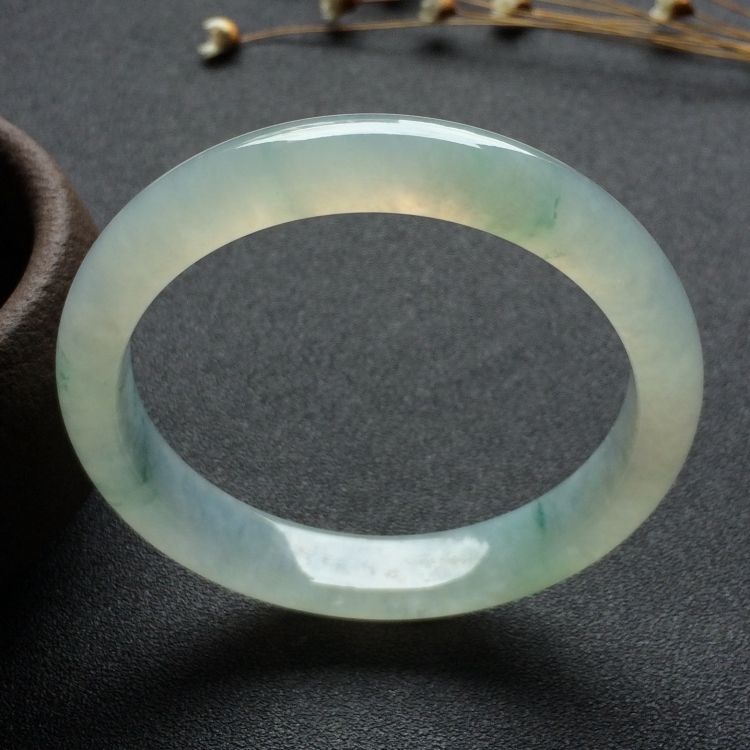 （超值推荐）冰种飘花手镯（56.3mm）