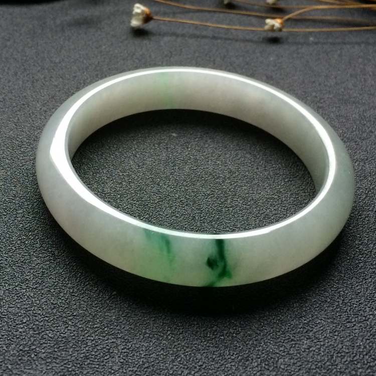 （超值推荐）糯冰种飘花手镯（57.6mm）