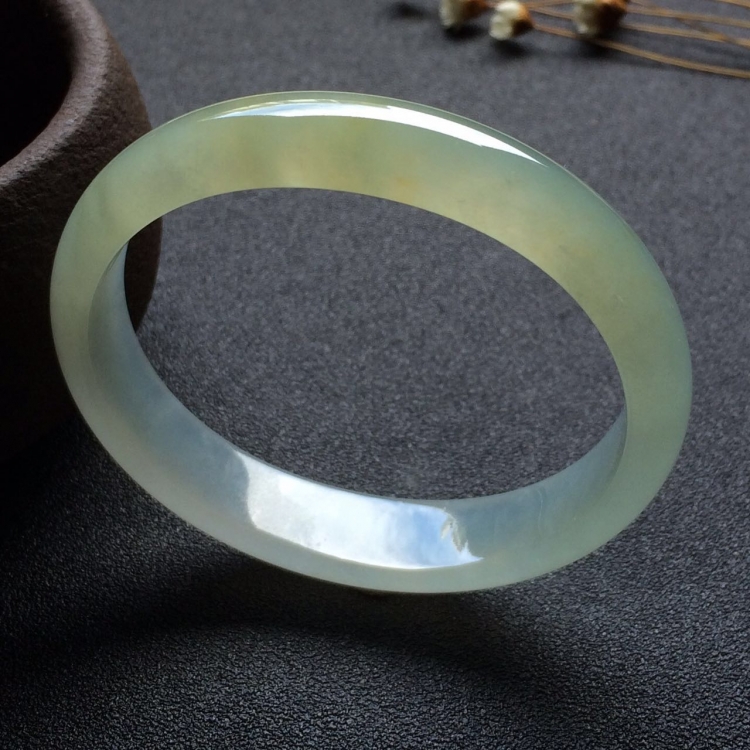 （超值推荐）冰种晴水贵妃镯（53.6mm-47.4mm）
