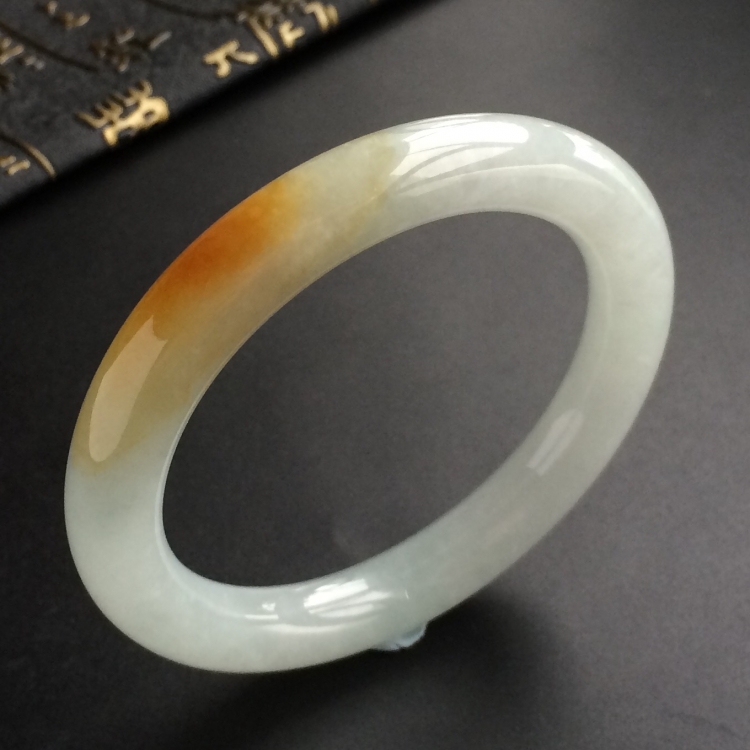 (超值推荐)糯冰种黄翡圆条手镯(54.7mm)
