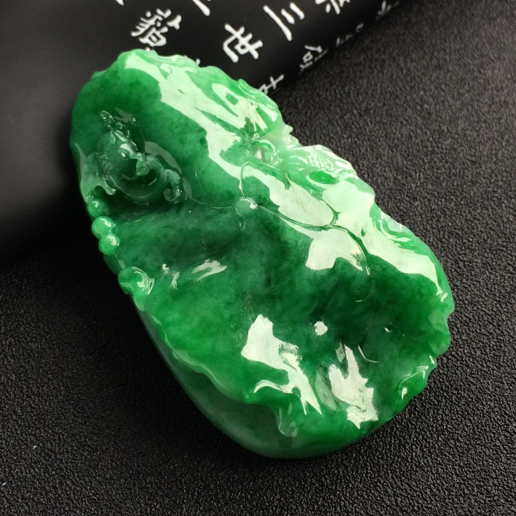 （超值推荐）糯冰种翠色年年有余挂件