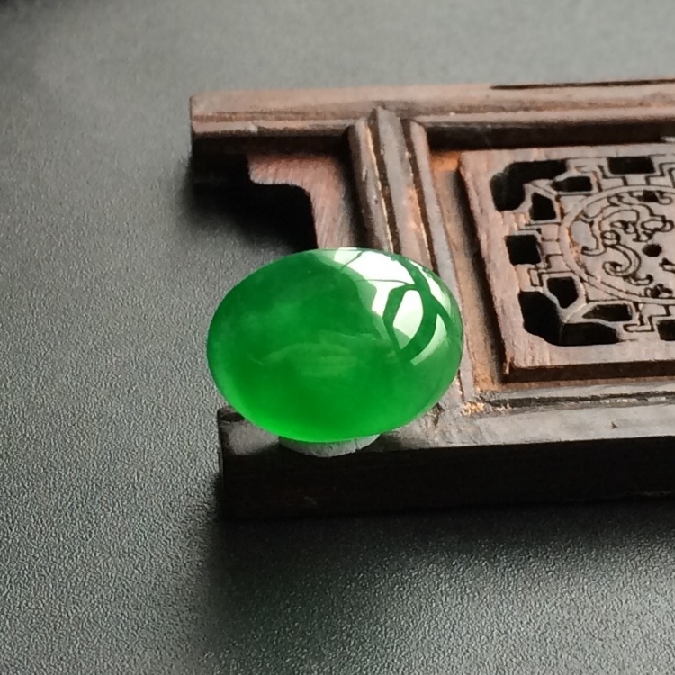 (超值推荐)冰种阳绿戒面