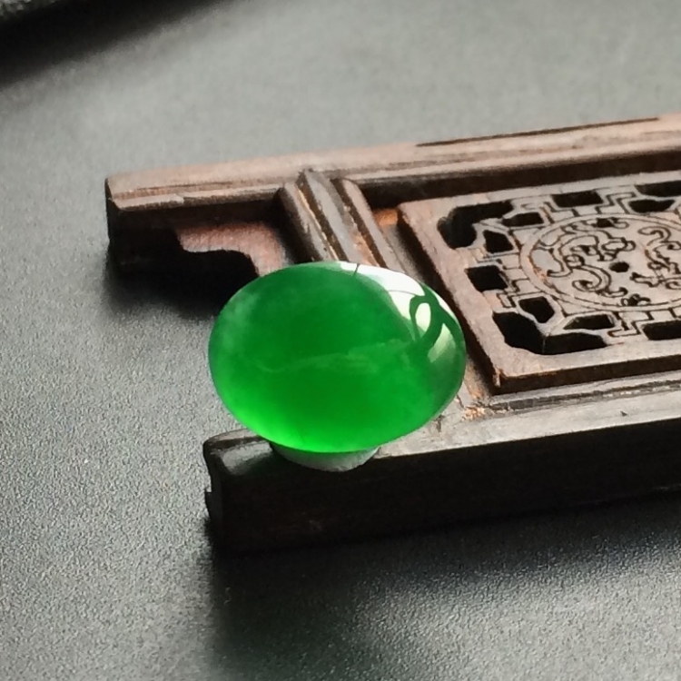 (超值推荐)冰种阳绿戒面