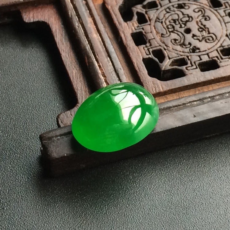 (超值推荐)冰种阳绿戒面