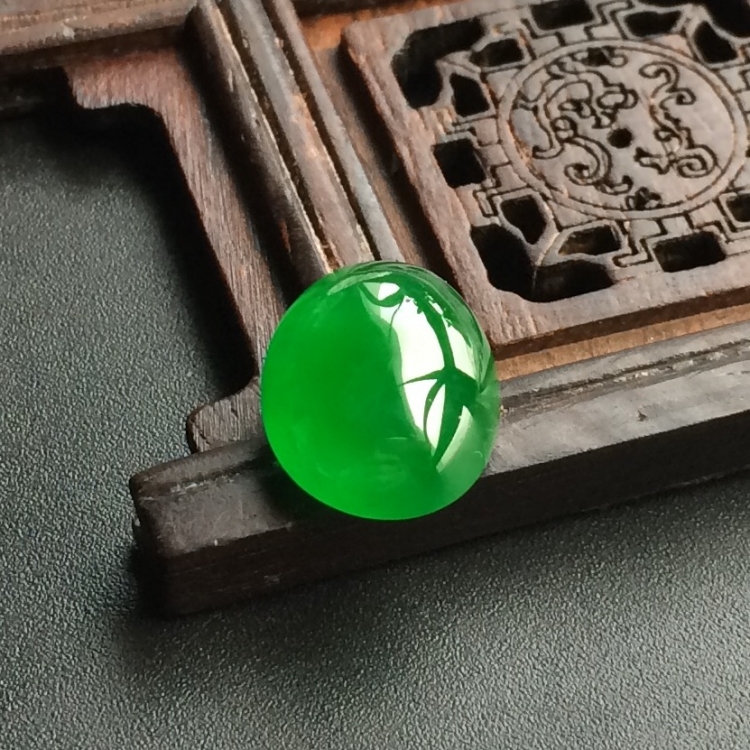 (超值推荐)冰种阳绿戒面