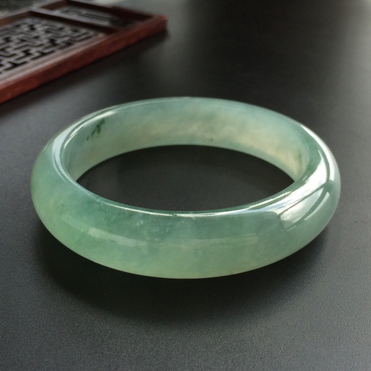 (超值推荐)冰种晴水飘花手镯(57.3mm)