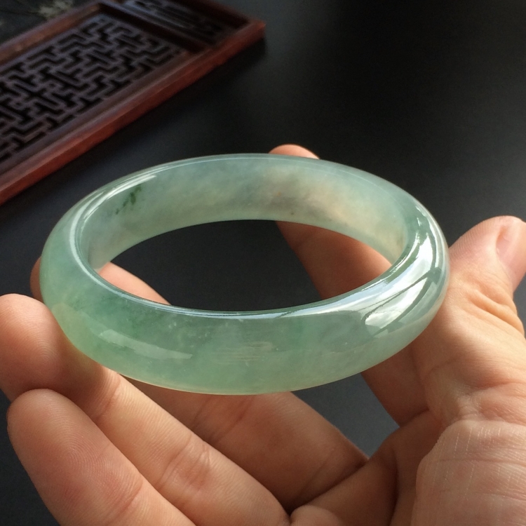 (超值推荐)冰种晴水飘花手镯(57.3mm)