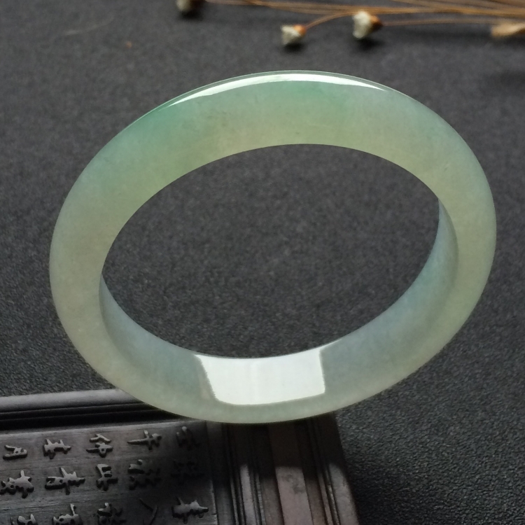 （超值推荐）糯冰种晴水手镯（55mm）