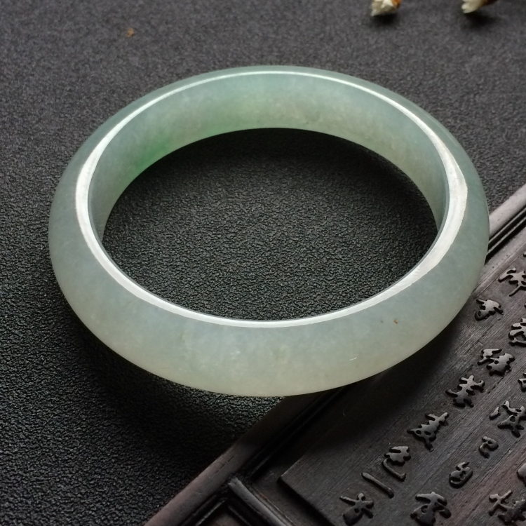 （超值推荐）糯冰种晴水手镯（55mm）