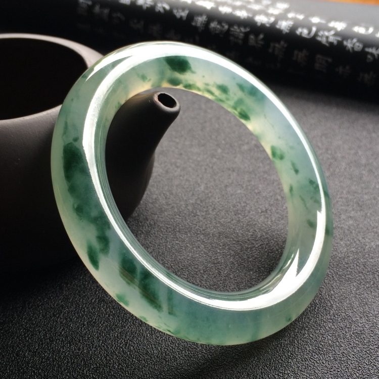 （超值推荐）冰种飘花圆条手镯（57mm）