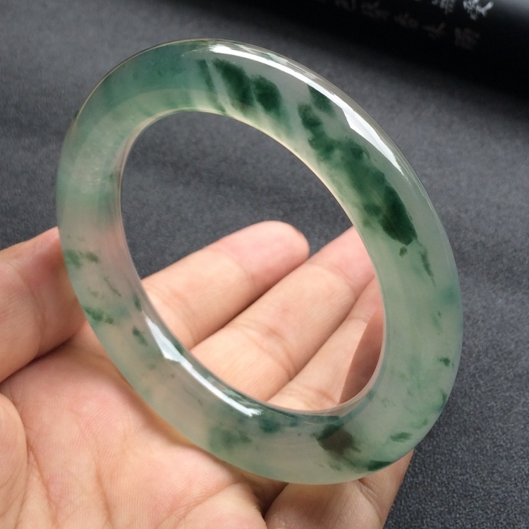 （超值推荐）冰种飘花圆条手镯（57mm）