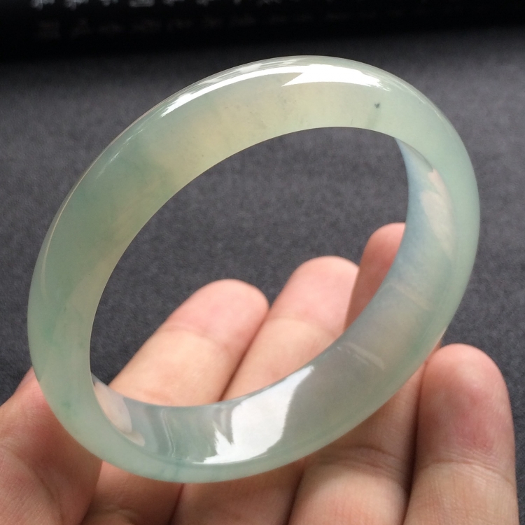 （超值推荐）冰种晴水手镯（56.6mm）