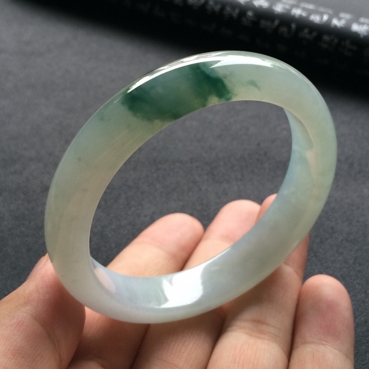 （超值推荐）糯冰种飘花手镯（57.4mm）