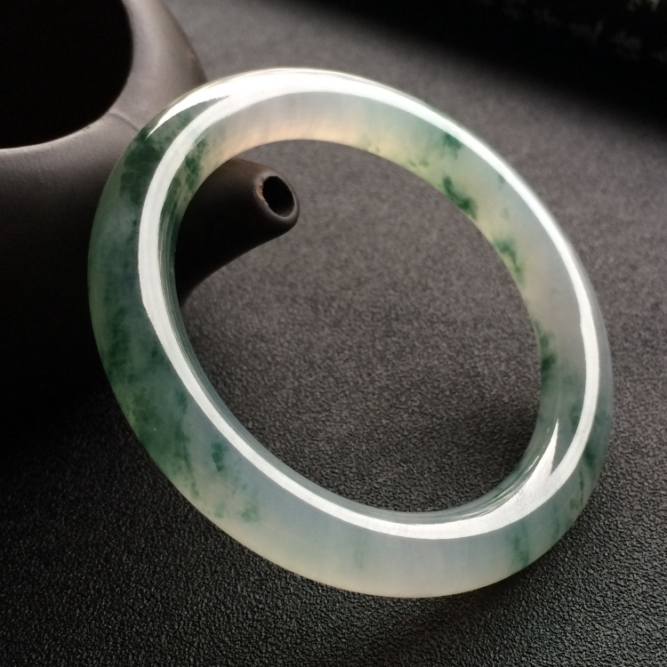 （超值推荐）冰种飘花圆条手镯（51.8mm）