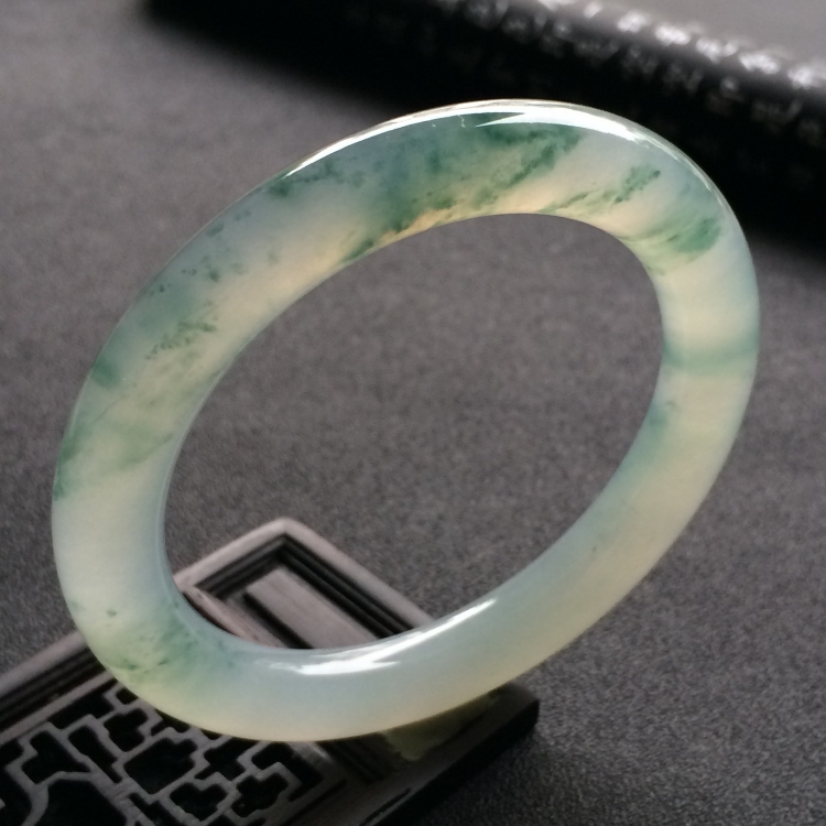 （超值推荐）冰种飘花圆条手镯（54.4mm）