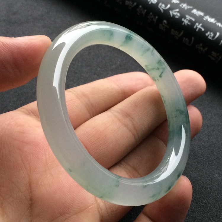 （超值推荐）冰种飘花圆条手镯（54.4mm）