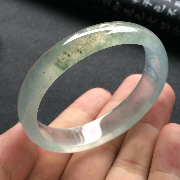 （超值推荐）冰种飘花贵妃镯（54.7mm-45.7mm）