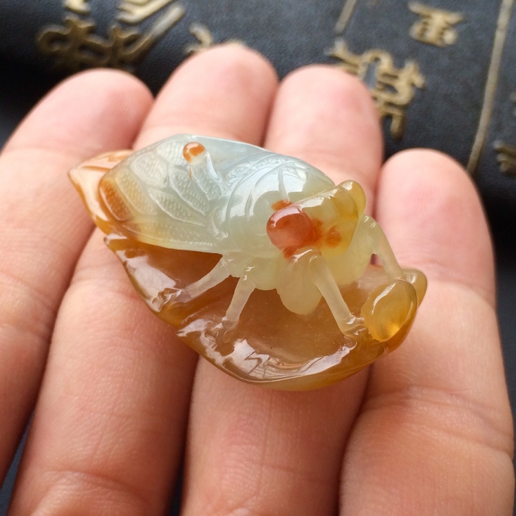 (超值推荐)糯冰种红黄翡一鸣惊人挂件