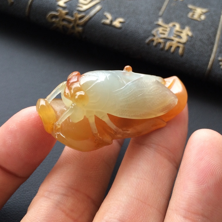 (超值推荐)糯冰种红黄翡一鸣惊人挂件