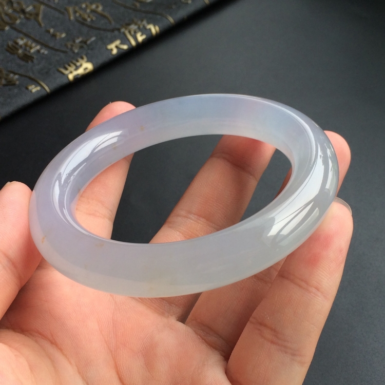 (超值推荐)冰种紫罗兰飘黄花圆条手镯(57mm)