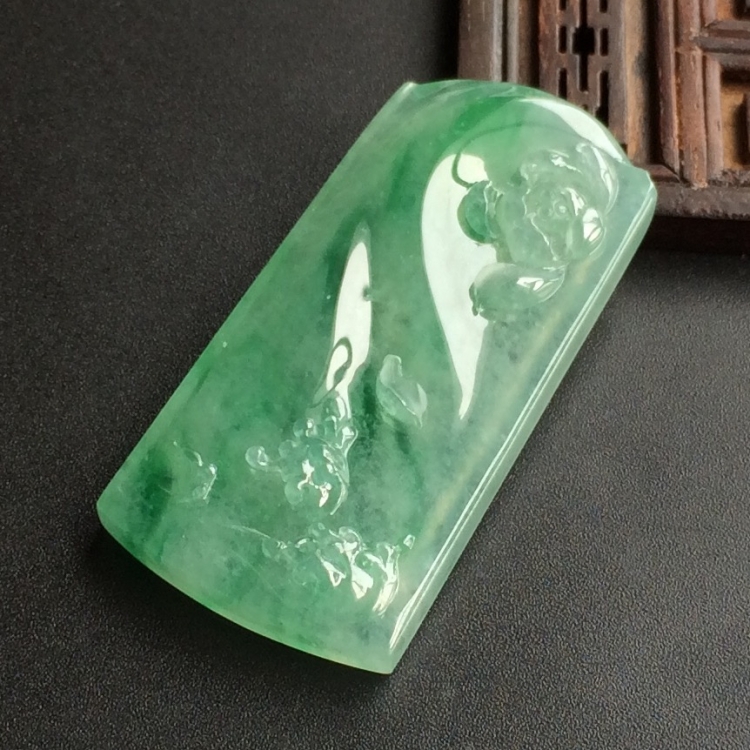 (超值推荐)冰种飘翠莲韵挂件