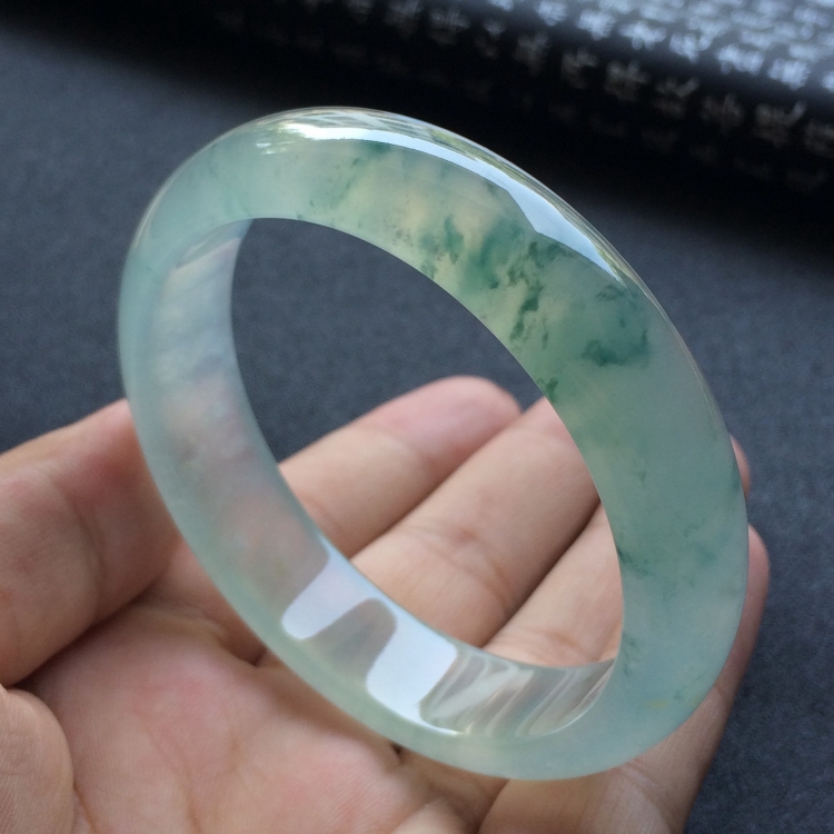 （超值推荐）冰种飘花手镯（57.4mm）