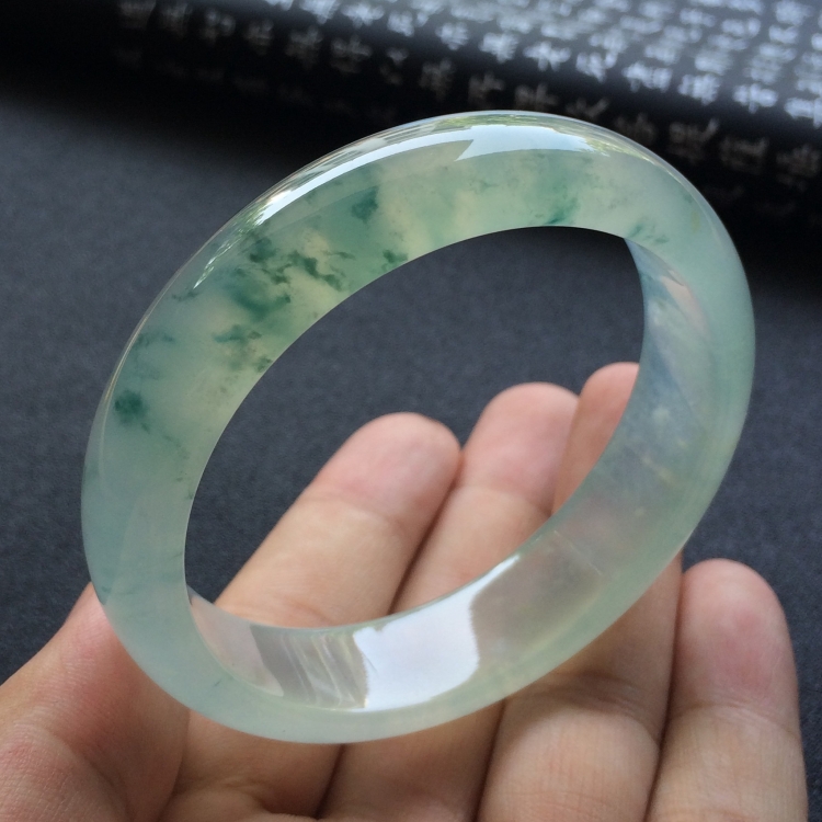 （超值推荐）冰种飘花手镯（57.4mm）