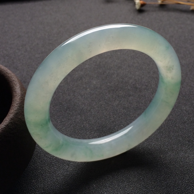 （超值推荐）冰种飘花圆条手镯（55.5mm）