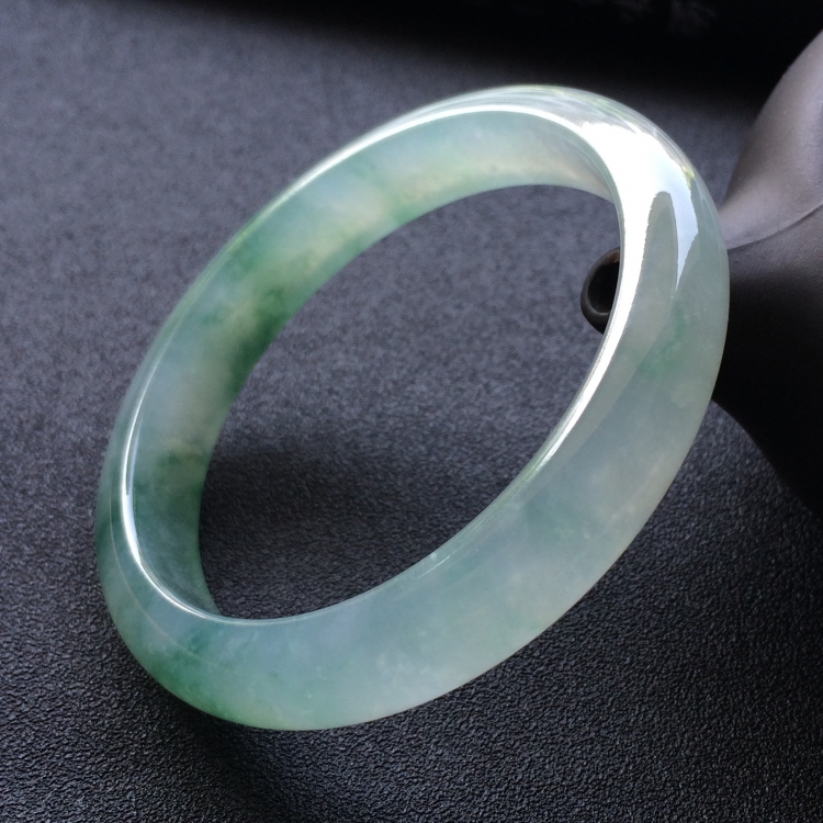 （超值推荐）冰种飘花手镯（55.8mm）