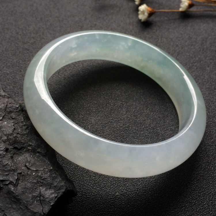 （超值推荐）冰种晴水手镯（57.6mm）