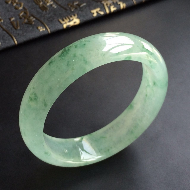 (超值推荐)冰种飘花手镯(59mm)