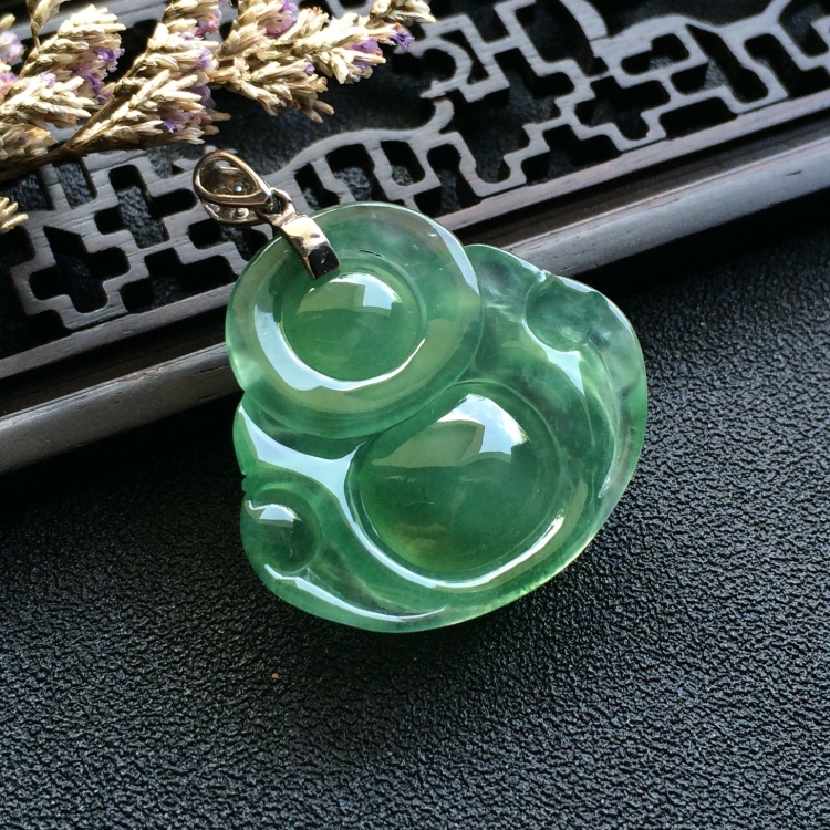 （超值推荐）冰种晴水玉佛挂件