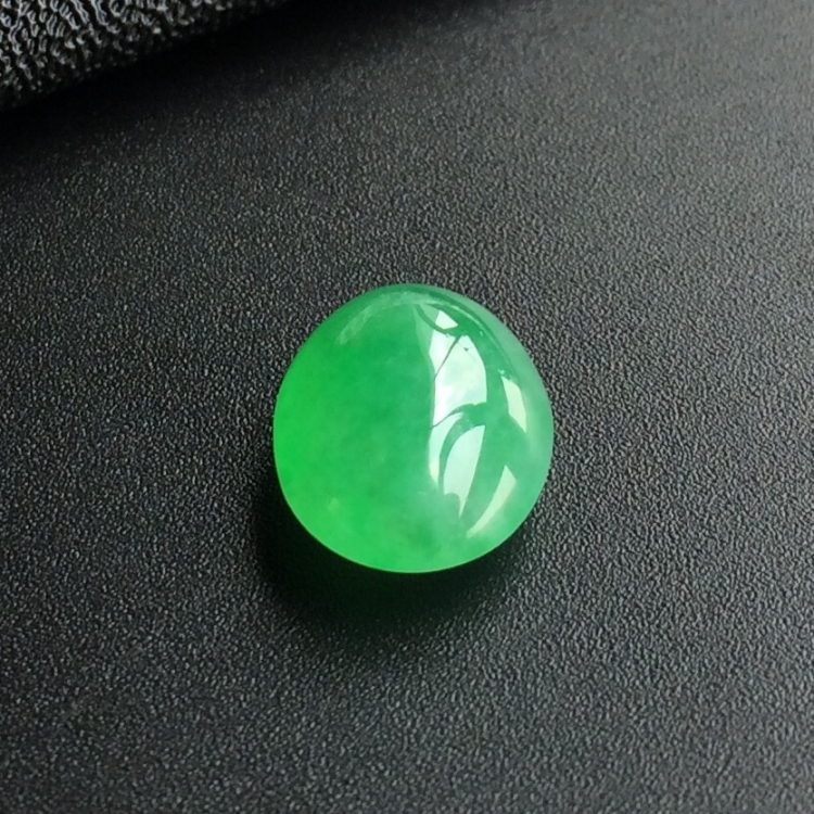 (超值推荐)糯冰种翠色戒面