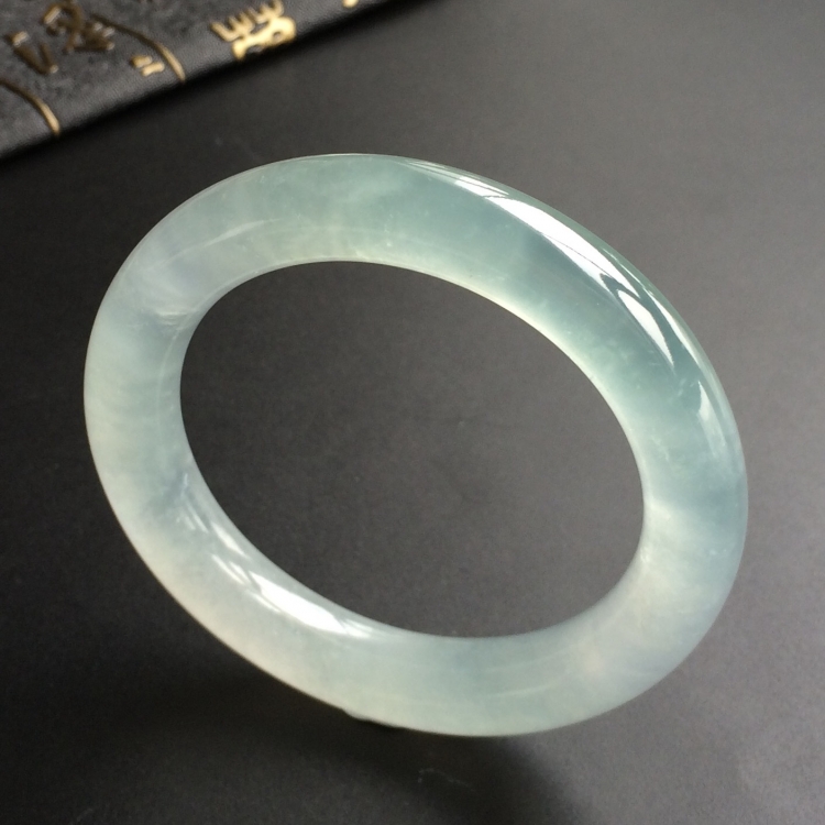 (超值推荐)冰种晴水圆条手镯(53.6mm)