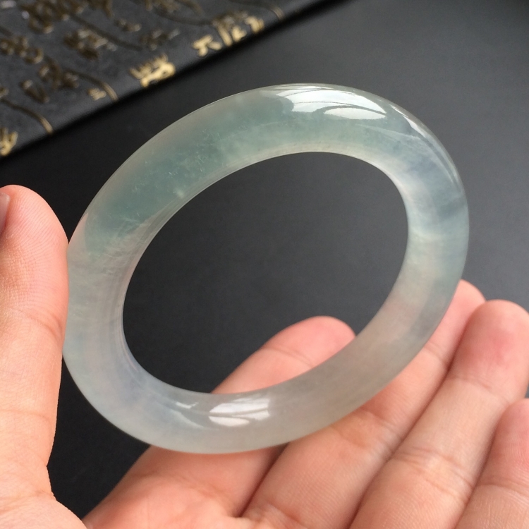 (超值推荐)冰种晴水圆条手镯(53.6mm)