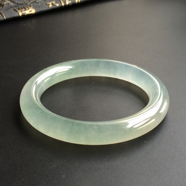 (超值推荐)冰种晴水圆条手镯(54.3mm)